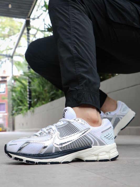 Nike Y24 Vomero | Hombre | Mujer |